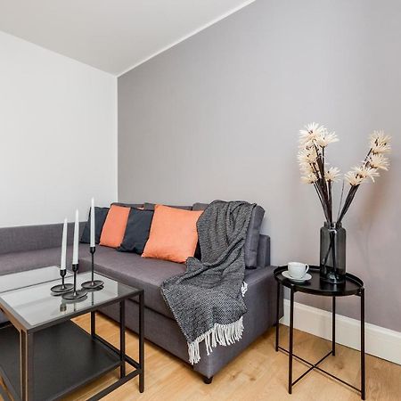 2 Bedrooms Serviced Apartment Excel Exhibition Centre, O2 Arena, Stratford Olympic City, Forest Gate, Central לונדון מראה חיצוני תמונה